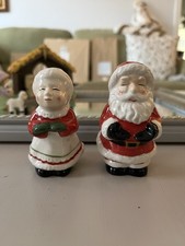 Santa Claus And Mrs. Claus Salt and Pepper Shakers Ceramic