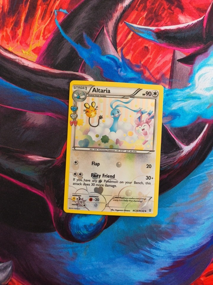 Altaria RC24/RC32 Uncommon Holo Generations: Radiant Collection Pokemon Lp