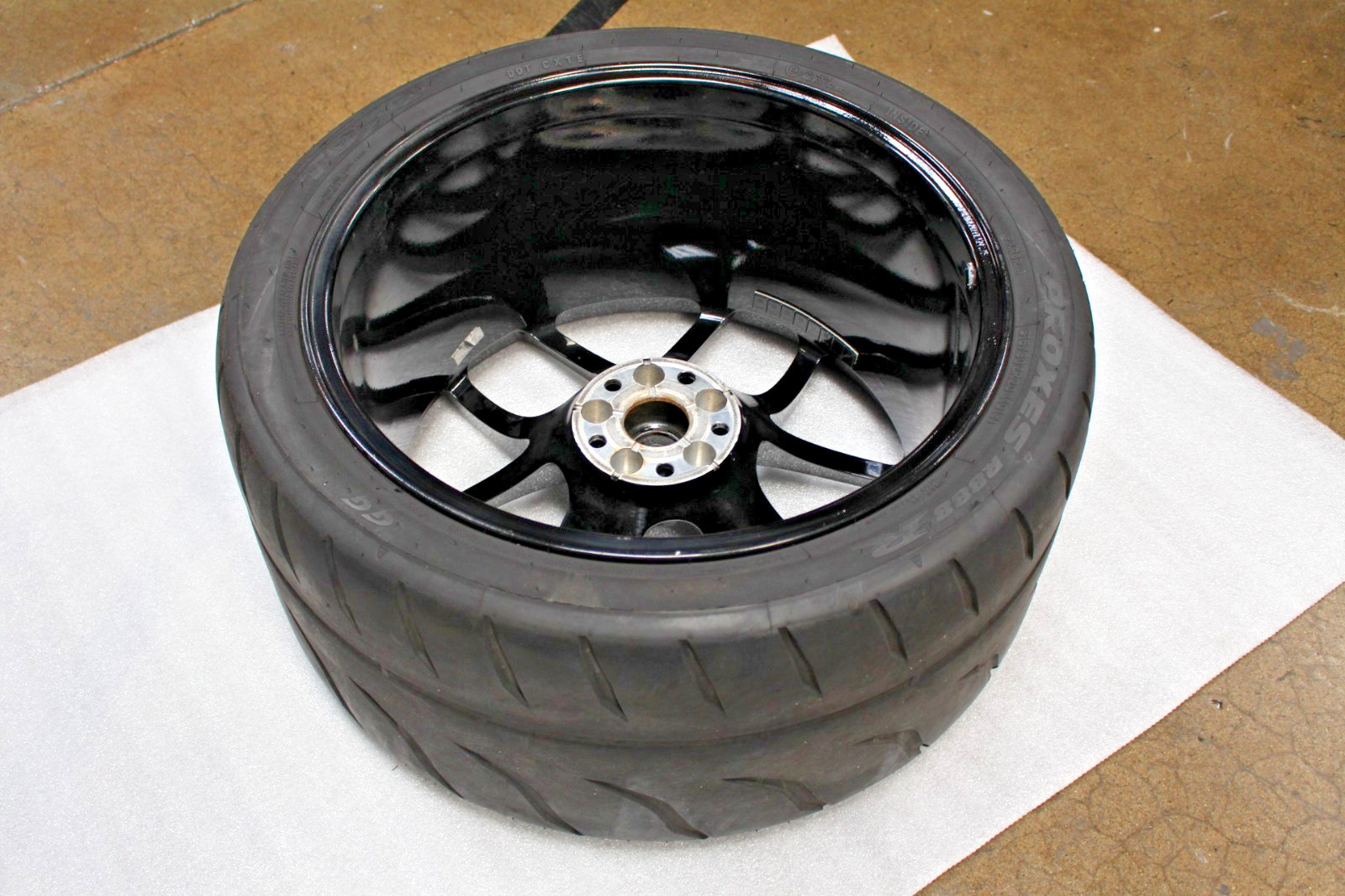 McLaren 720S, Rear Wheel, Scratches, Used
