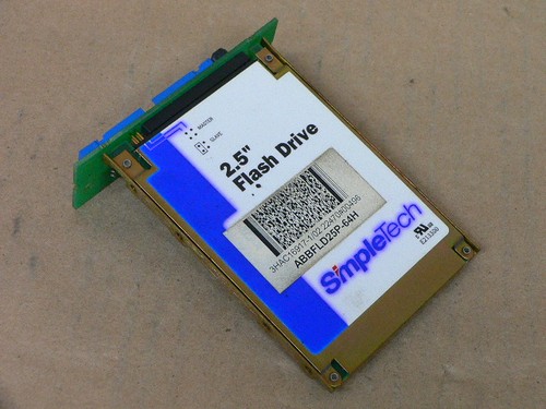 Abb Abbfld25p-64H Dsqc517 3Hac7055+3Hac16917-1 2,5'' Flash Drive Abb Dsqc517