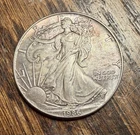 1986 .999 FINE SILVER EAGLE WALKING LIBERTY DOLLAR COIN IN VERY NICE CONDITION