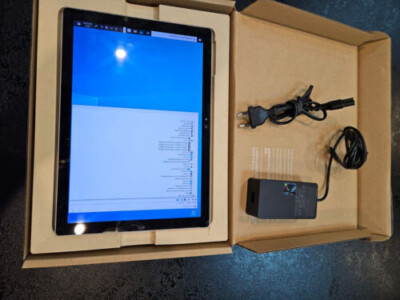 Microsoft Surface Pro1724 ,Core i5-6300 4x 2,4GHz 4GB 128GB SSD