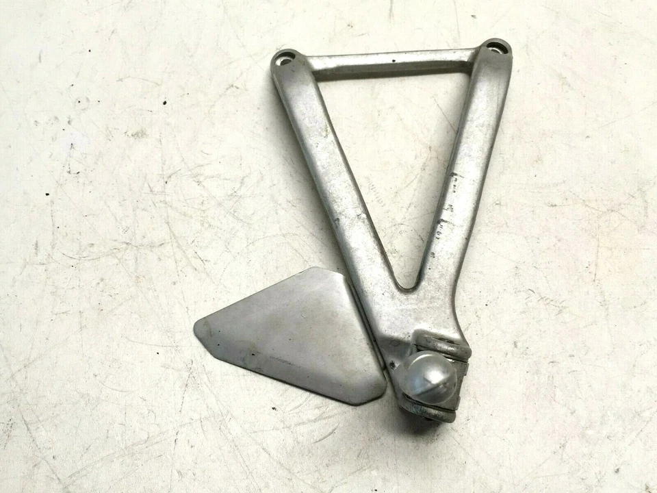 Conjunto de clavija de pie de pasajero derecho DUCATI 748 996 916 998 RH Foto 3 de 4