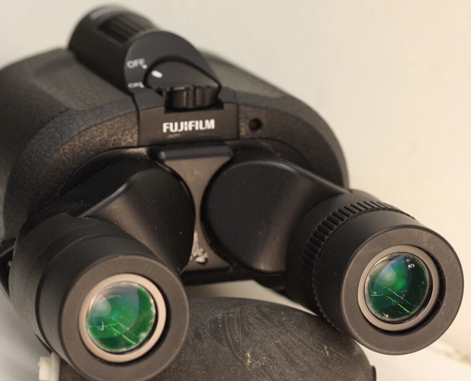 Fujinon Techno Stabi Compact TS 12x28mm Binocular, bright&clear - Image 3 of 4