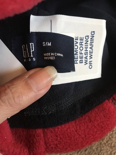 New Gap Kids Red Fleece Hat Size S/M - Picture 3 of 3