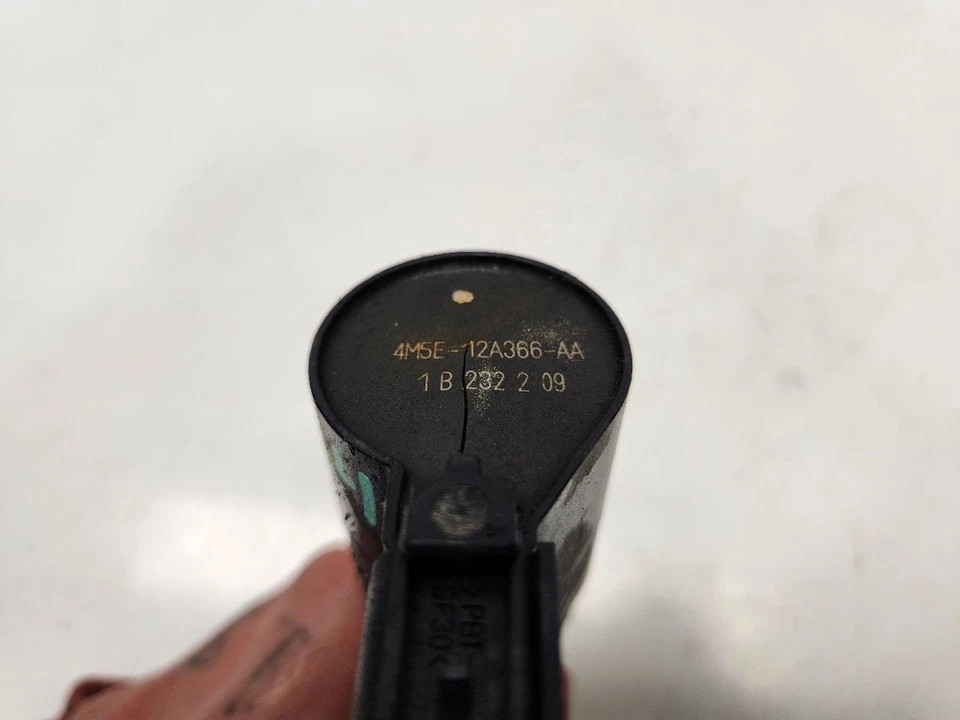 Bobina de encendido Ford Transit Connect 2010-13 (2,0 L) - única Foto 3 de 4