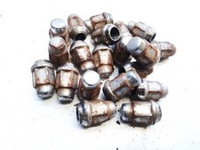 Dodge Grand Caravan 2004 Vehicle Wheel Nuts kit used, Genuine FR2654222-55