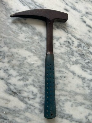 Estwing E3-22P Rock Pick Geologist Hammer | Vintage Nylon Evergrip Pre Warning
