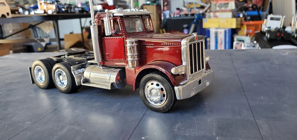 New-Ray 1/32 Peterbilt Day Cab Semi Truck Tractor | eBay