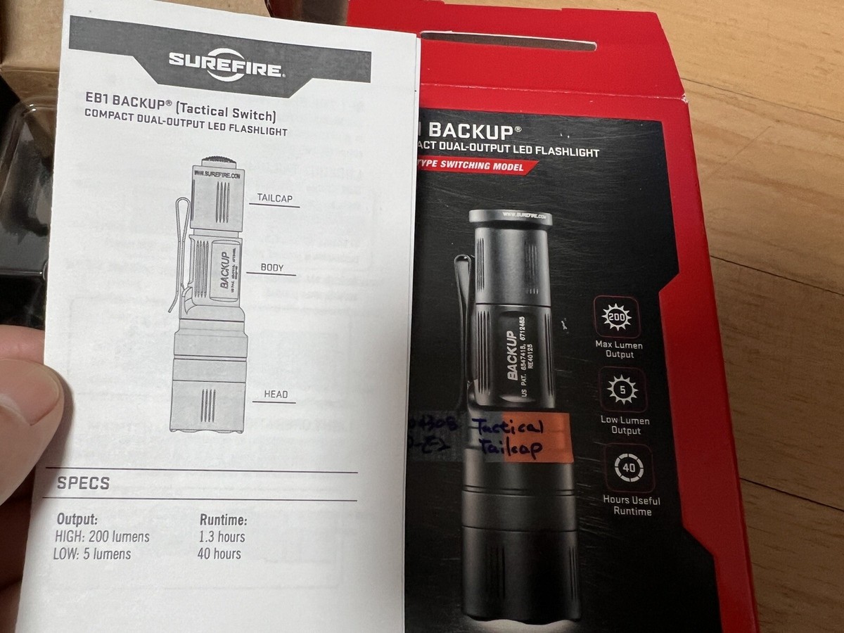 Worldwideshipping* Surefire EB1 Backup light Silver 200 Worldwideshipping* Surefire EB1 Backup light Silver 200