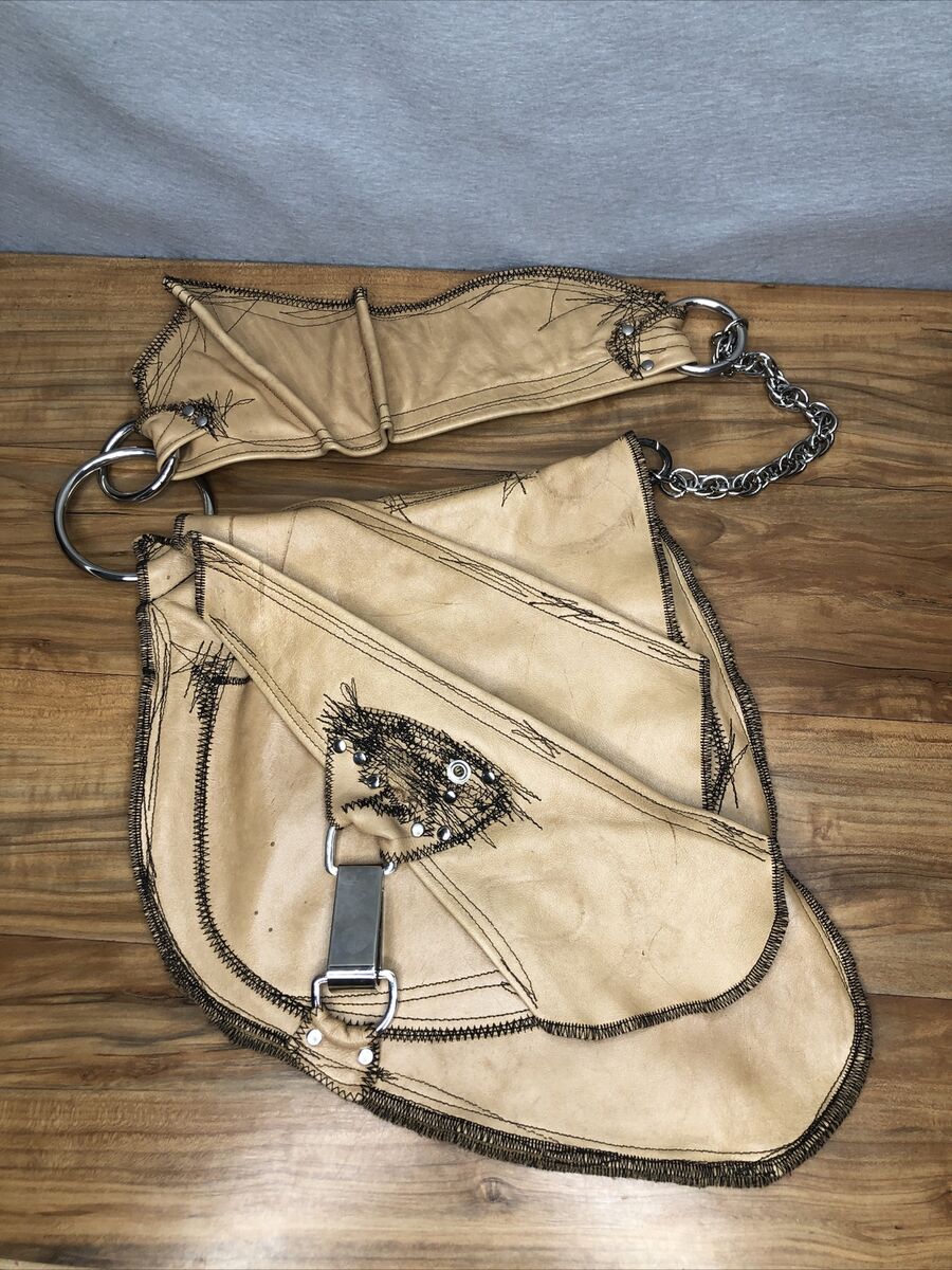h(om)e) Medium Crossbody Beige Organic Leather Bag by h(om)e) Medium Crossbody Beige Organic Leather Bag by