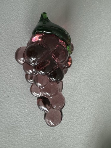Art Glass Grapes Purple Cluster Green Leaf Vintage Look Fruit Decor - Picture 11 of 16