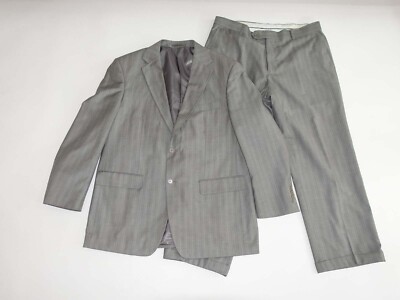 Giorgio Fiorelli Men's Pinstripe 2 Button Suit Size 44 Regular 38 x 28 Gray 44R