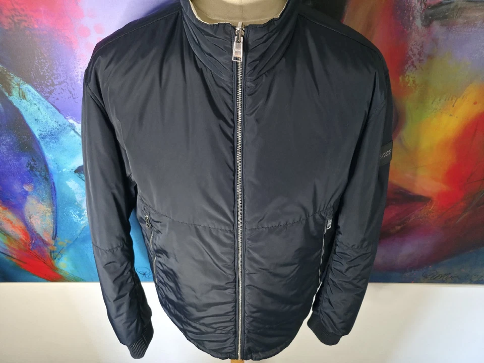 🔥 HUGO BOSS Wendbare Übergangsjacke 2in1 – Marineblau / Weiß – Gr. 106 (Langgrö - Bild 2 von 4