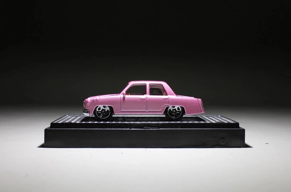 Hot Wheels Retro Entertainment The Simpsons Family Car Diecast 1:64 Loose - Image 2 of 4