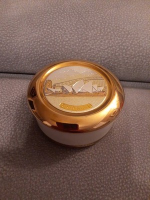 ''Chokin'' Vintage Japanese Trinket Box 24 Kt Gold Edge Sydney 3.5'' X 1.5''