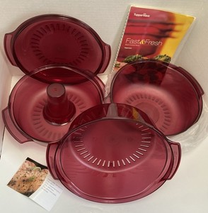 Vtg Tupperware TupperWave Microwave Stack Cooker Cranberry 5 Pc set w/ cookbook