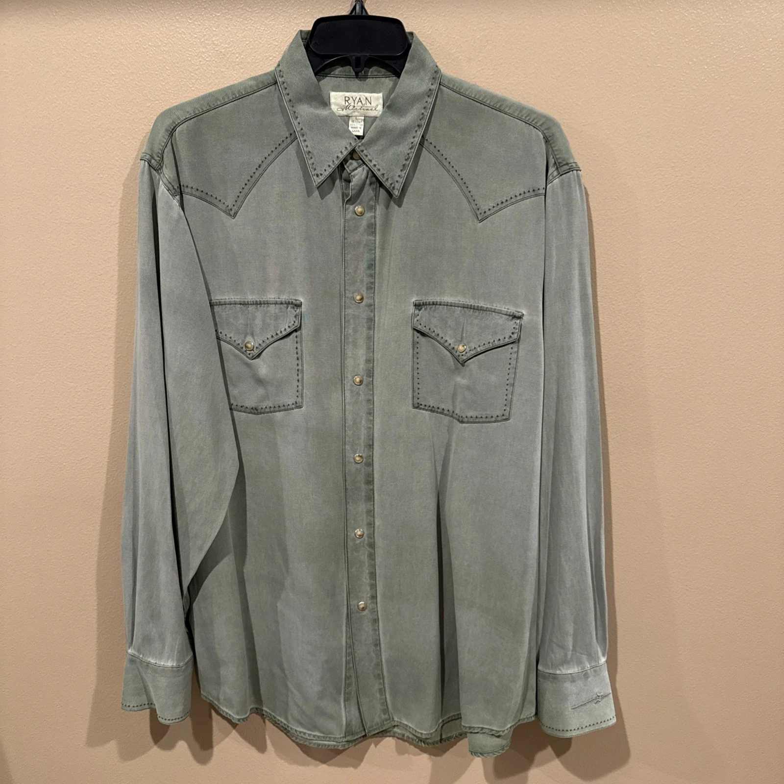Ryan Michael Shirt Mens L Silk Linen Blend Western Snap Pearl Button Up
Opens in a new window or tab