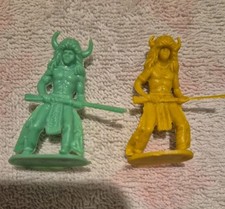 Vintage Plastic Figure Indian Native American Shaman 2  1970s Cowboys