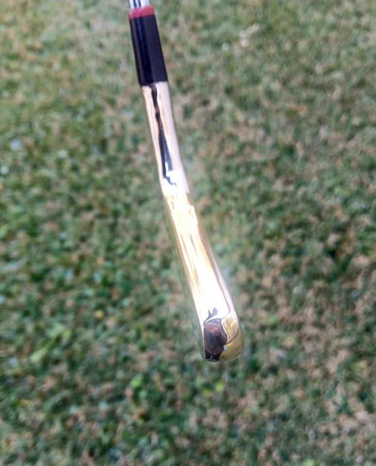 Refinished Spalding Cash-In Bullseye Style 2-Way Brass Putter Polished 34.5" - Image 4 of 4