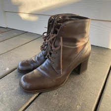 Vintage 90s brown leather booties