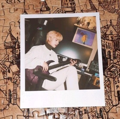 Onewe Kanghyun O! New E!volution 2022 Concert Photocard PC Isotropy XOXO Voyager