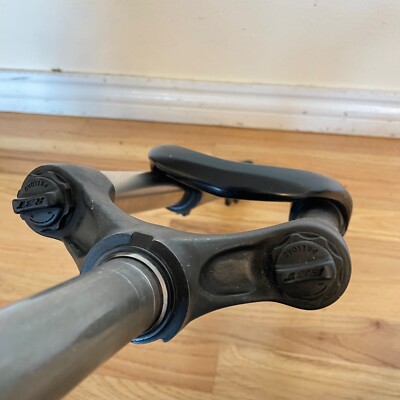 RST Gila Pro Suspension Fork 1-1/8in 26 in Threadless Disc K2 9.5