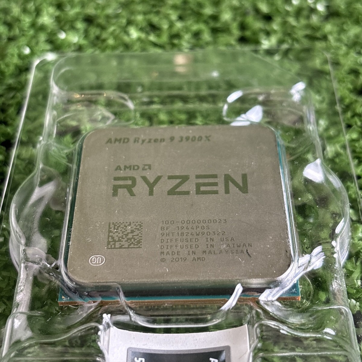 AMD Ryzen 9 3900x Desktop Processor (4.9GHz, 12 Cores