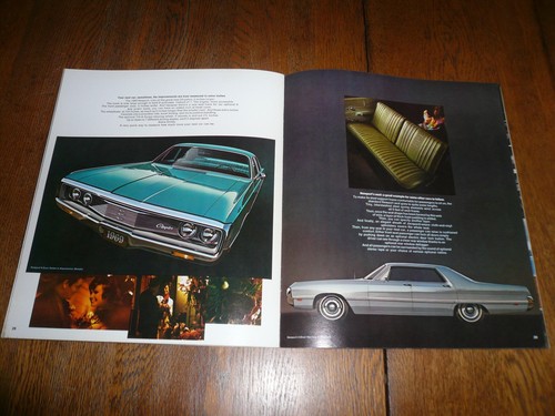 1969 Chrysler Sales Brochure - Vintage - Picture 5 of 6