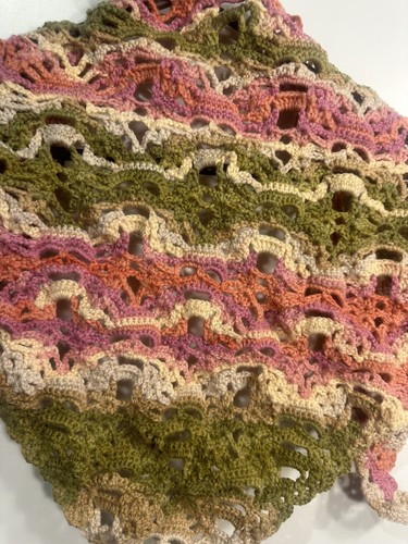 NEW handmade crochet yarn SKULL SHAWL kids girls youth ONE SIZE lost souls - Picture 4 of 4