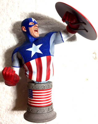 Marvel~ 2003 ~CAPTAIN AMERICA ~Ultimate Bust~#2683/7500~BERGHOLTZ~Diamond Select