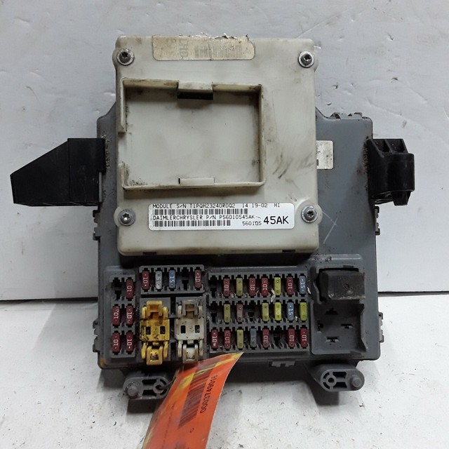 2005 Jeep Liberty BCM Body Control Module OEM P56010545AK for sale