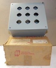 NEW HAMMOND MANUFACTURING 10" X 9" X 5" NINE HOLE PUSHBUTTON ENCLOSURE 1437K