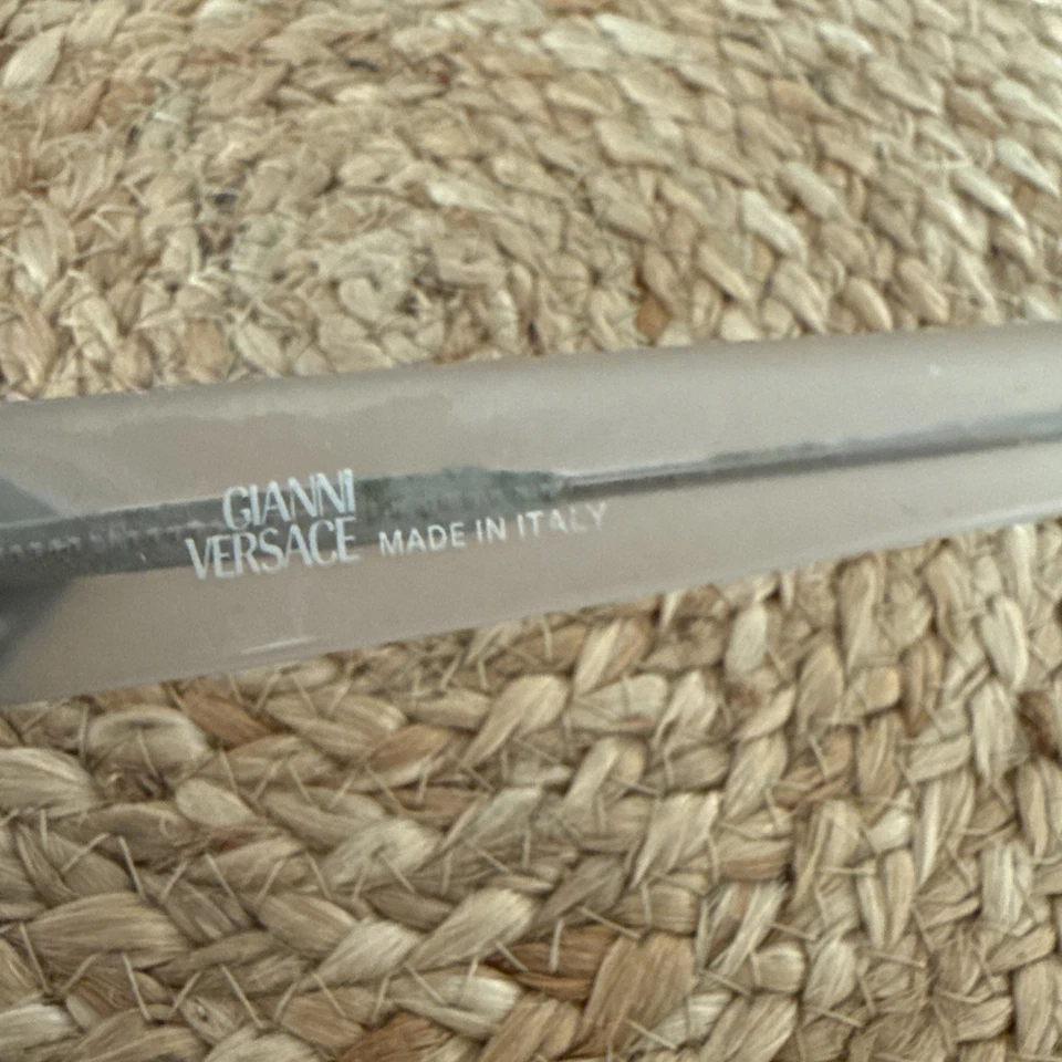 Monturas para gafas de sol Versace Foto 3 de 4