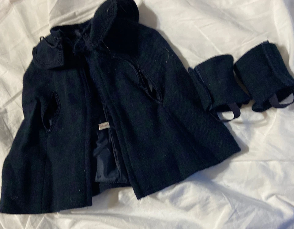 Pleasant Co. American Girl Samantha Winter Story Plaid Cape Hat Muff Shoe Covers - Image 2 of 4