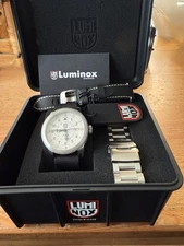 Luminox-  Quartz Air Pilot  The Timeless P-38 Lightning (40 % OFF ) XA.9527