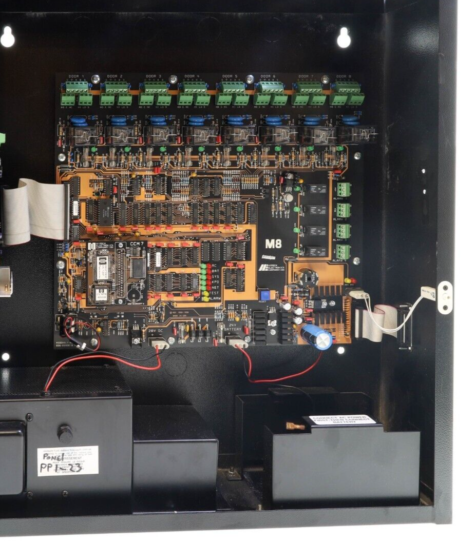 HIRSCH Model 8 M8 8-Door Controller in OEM Enclosure & CCM7