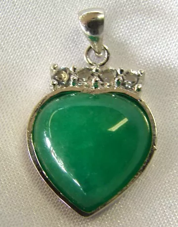 Chinese jade heart best sale pendant