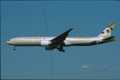 ZRH17  Original aircraft slide/Dia  Etihad B777 A6-ETG - no scratch