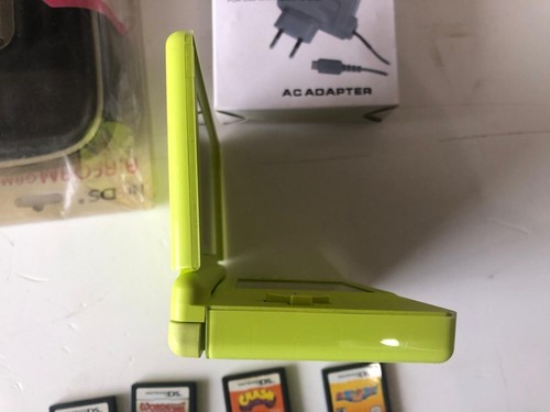 Console Nintendo DS Lite Verde 4 Giochi Mario Party DS Crash Mario Kart - Imagen 18 de 19