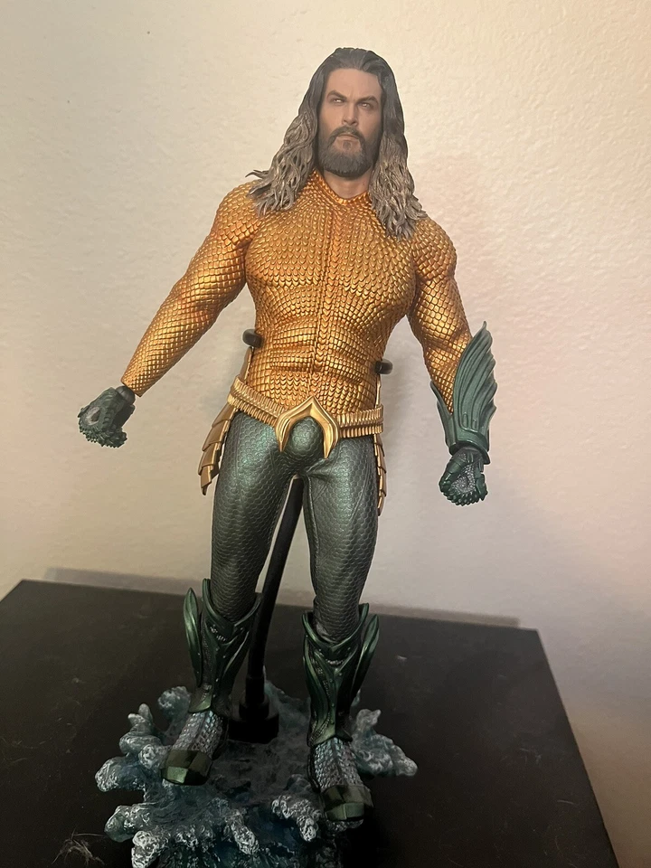 hot toys aquaman 1/6 - Image 4 of 4