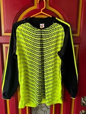 Just 4 Kicks Inc.  Long Sleeve Soccer Goalie Shirt Men's Small