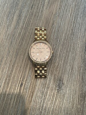 Michael Kors Watch with Rose Gold center Oversized Everest Pavé Rose Gold-Tone Watch in ROSE GOLD  main image 2