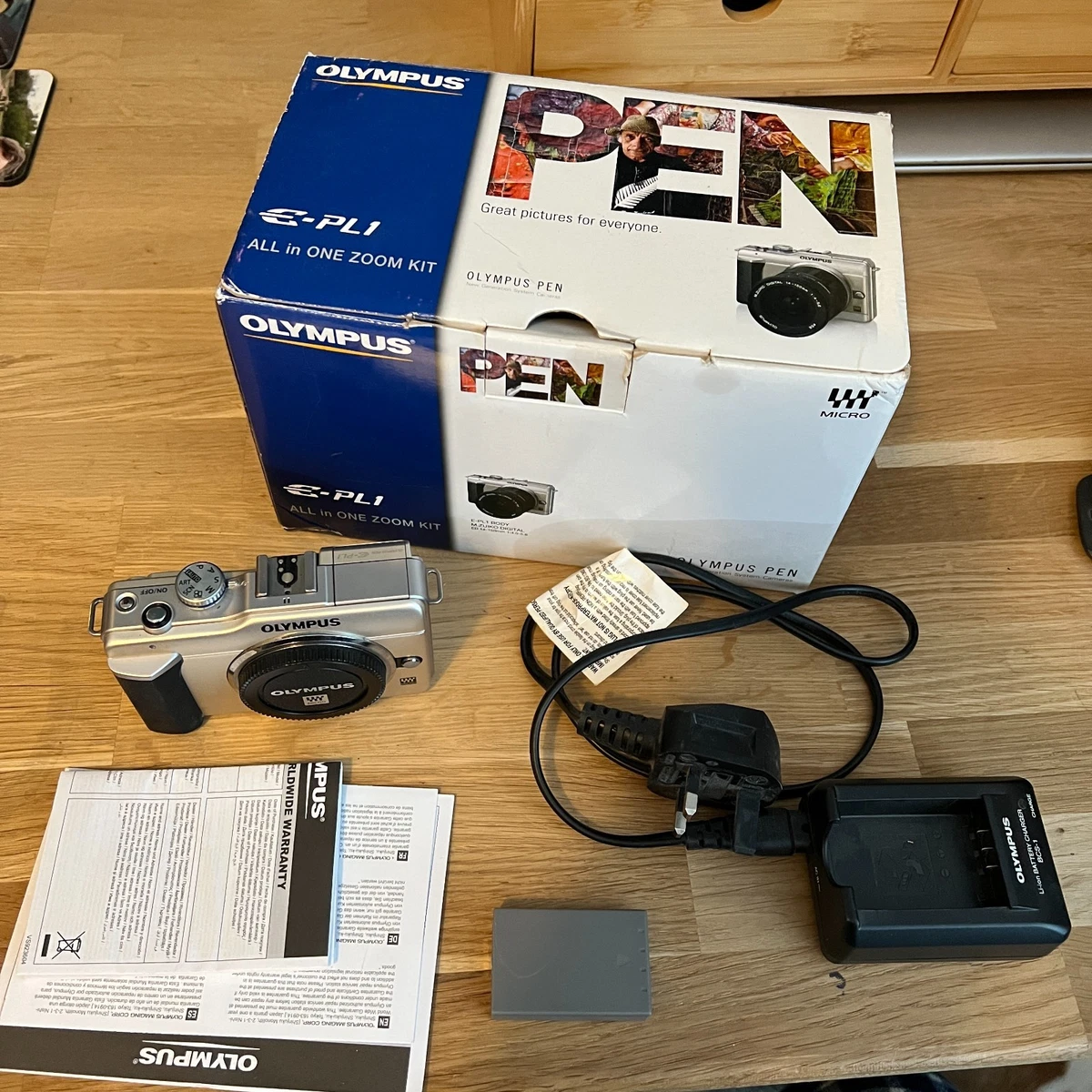 Olympus PEN E-PL1 Digital Cameras with DPOF Support for Sale