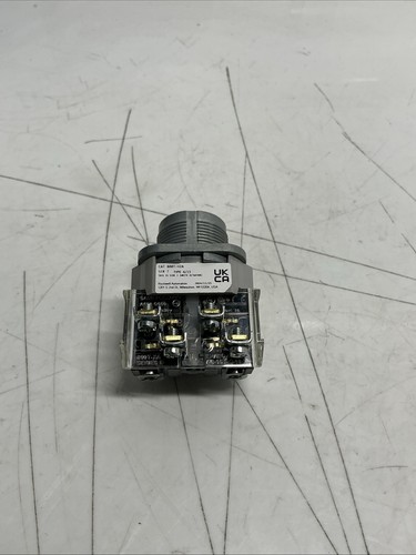Allen Bradley 800T-H2A Ser. T Selector Switch Base AA-119