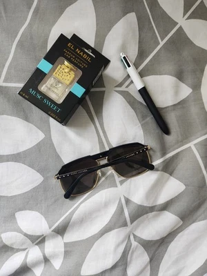 Lunette De Soleil Marc Jacobs - Photo 1/4
