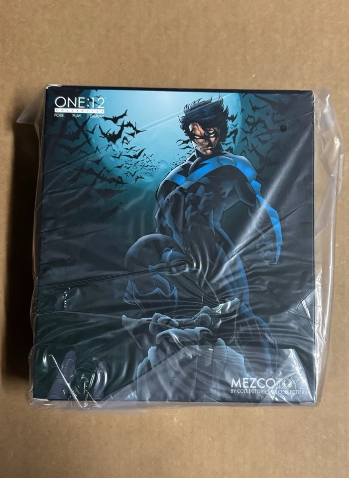 Figura de acción Mezco One:12 Collective Nightwing nueva sin abrir Foto 2 de 4