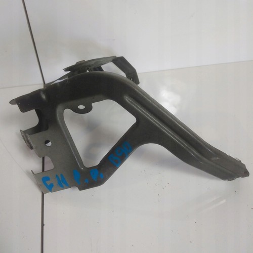 Kotflügelhalter BMW F11 Halterung  Vorne Rechts