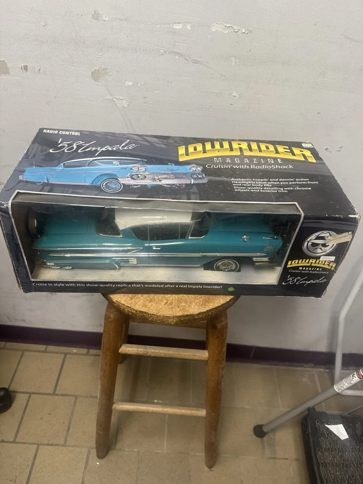 '58 Chevy Impala Lowrider Magazine Model RC Car Radio Shack No Box No Remote - Image 2 of 4
