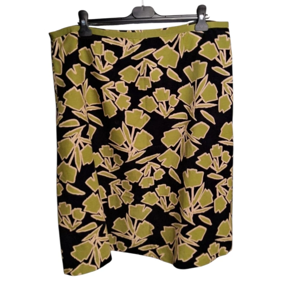 Laura Ashley Black & Green Floral Midi Skirt – Size 20 – Linen Blend Smart - Image 2 of 4